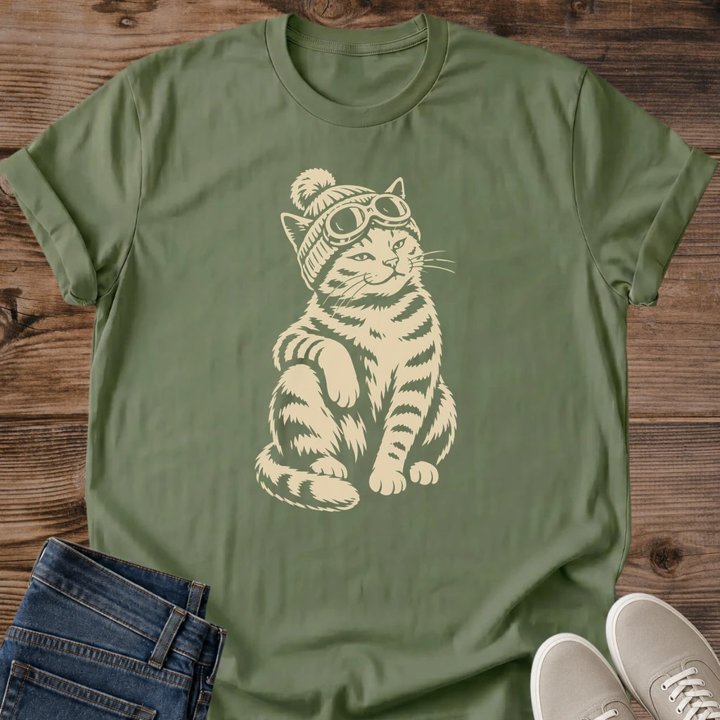 Animal Graphic Design Tee Vintage Cat Print Shirt Casual Fashion Statement Comfortable Cotton Fabric Everyday Urban Wear Style Black Background Clothing Perfect Gift Idea For Pet Lover Soft Breathable Material Relaxed Weekend Wardrobe