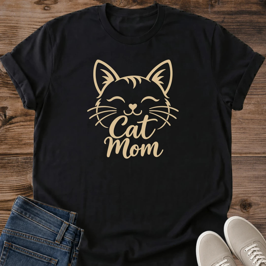 Lightweight Casual Tee Soft Cotton Shirt Cat Mom Design Comfortable Everyday Wear Smiling Cat Graphic Simple Print Style Perfect Gift For Cat Lover Relaxed Weekend Tee Cozy Home Apparel Feline Fan Clothing Animal Lover Present Pet Parent