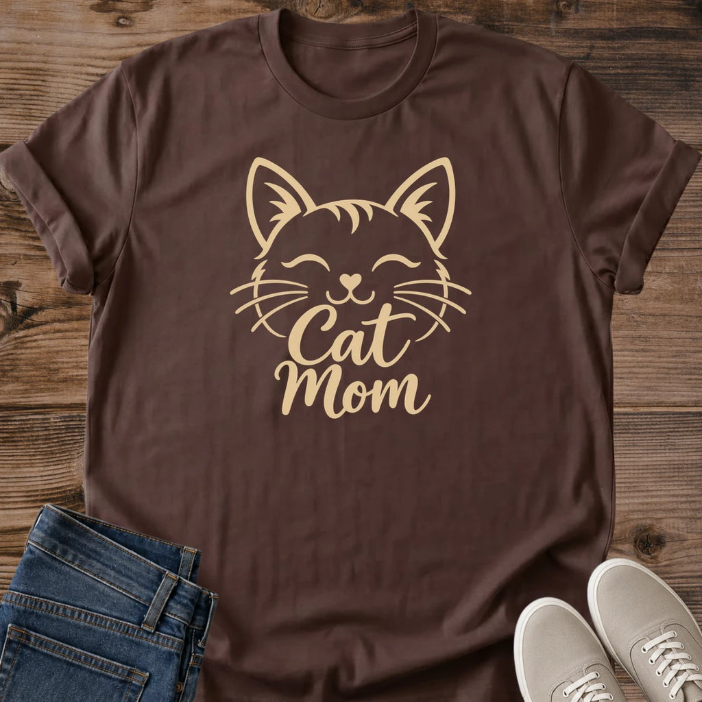 Cat Lover Gift Shirt Soft Lightweight Tee Cat Mom Design Comfortable Casual Wear Cute Smiling Cat Print Simple Graphic Style Everyday Tee Shirt Relaxed Fit Clothing Cozy Weekend Wear Perfect Present For Feline Fan Animal Lover Apparel Pet