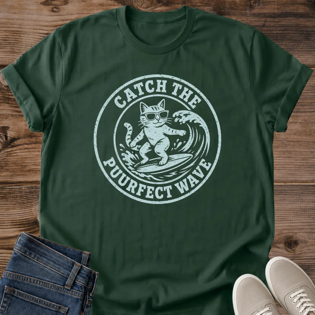 Funny Cat Graphic Tee Vintage Surfing Design Retro Beach Theme Cotton Shirt Novelty Gift Idea Cat Owner Present Relaxed Crew Neck Style Casual Everyday Wear Lightweight Comfortable Fabric Beach Lover Essential Summer Wardrobe Collection