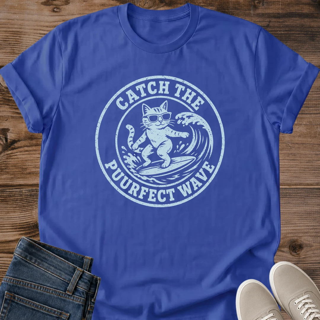 Beach Lifestyle Tee Vintage Cat Surfing Design Retro Graphic Cotton Shirt Relaxed Crew Neck Style Casual Everyday Wear Lightweight Ring Spun Fabric Soft Comfortable Feel Summer Wardrobe Essential Beach Lover Gift Funny Animal Design