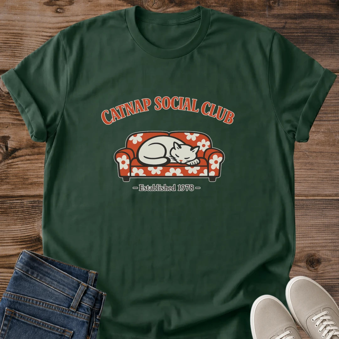 Sleeping Cat Design Shirt Vintage Retro Graphic Tee Soft Cotton Comfortable Wear Perfect Cat Lover Gift Lightweight Breathable Fabric Cozy Loungewear Essential Funny Cat Mom Apparel Casual Everyday Shirt Cat Owner Present Ring Spun Cotton