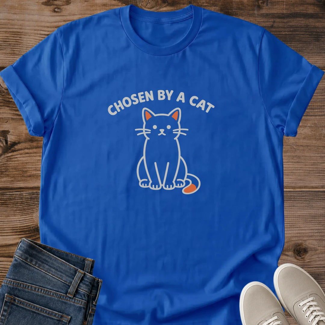 Cute Cat Tee Soft Cotton Shirt Retro Graphic Design Cat Lover Apparel Chosen By Cat Print Lightweight Comfortable Wear Ring Spun Fabric Quality Construction Ribbed Crew Neck Casual Style Gift For Cat Owner Feline Theme Fashion Everyday Tee