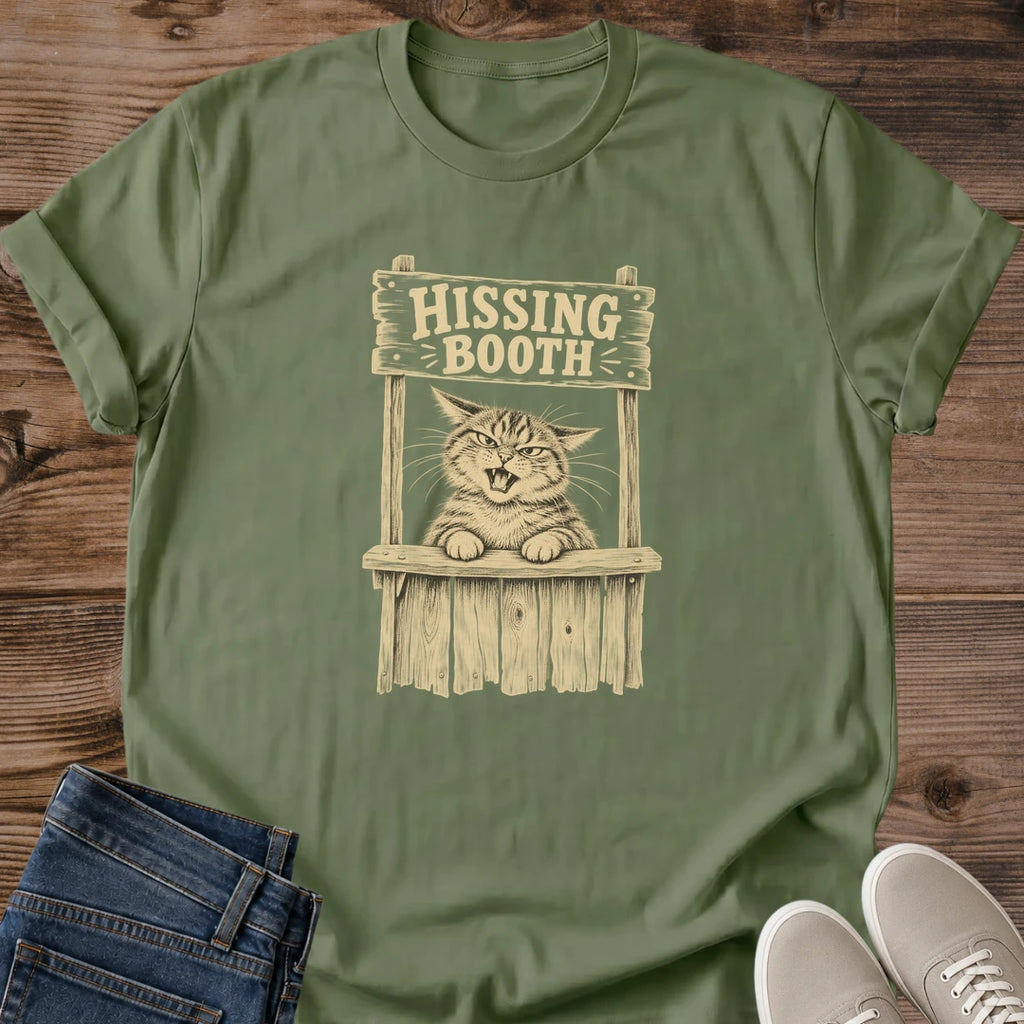 Funny Cat Shirt – Vintage Grumpy Cat Hissing Booth Design