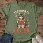 Book Lover Gift Shirt Vintage Cat Reading Design Teacher Appreciation Tee Retro Graphic Style Soft Comfortable Fabric Lightweight Casual Wear Literary Theme Apparel Bookworm Clothing Cozy Reading Outfit Librarian Present Idea Tabby Cat