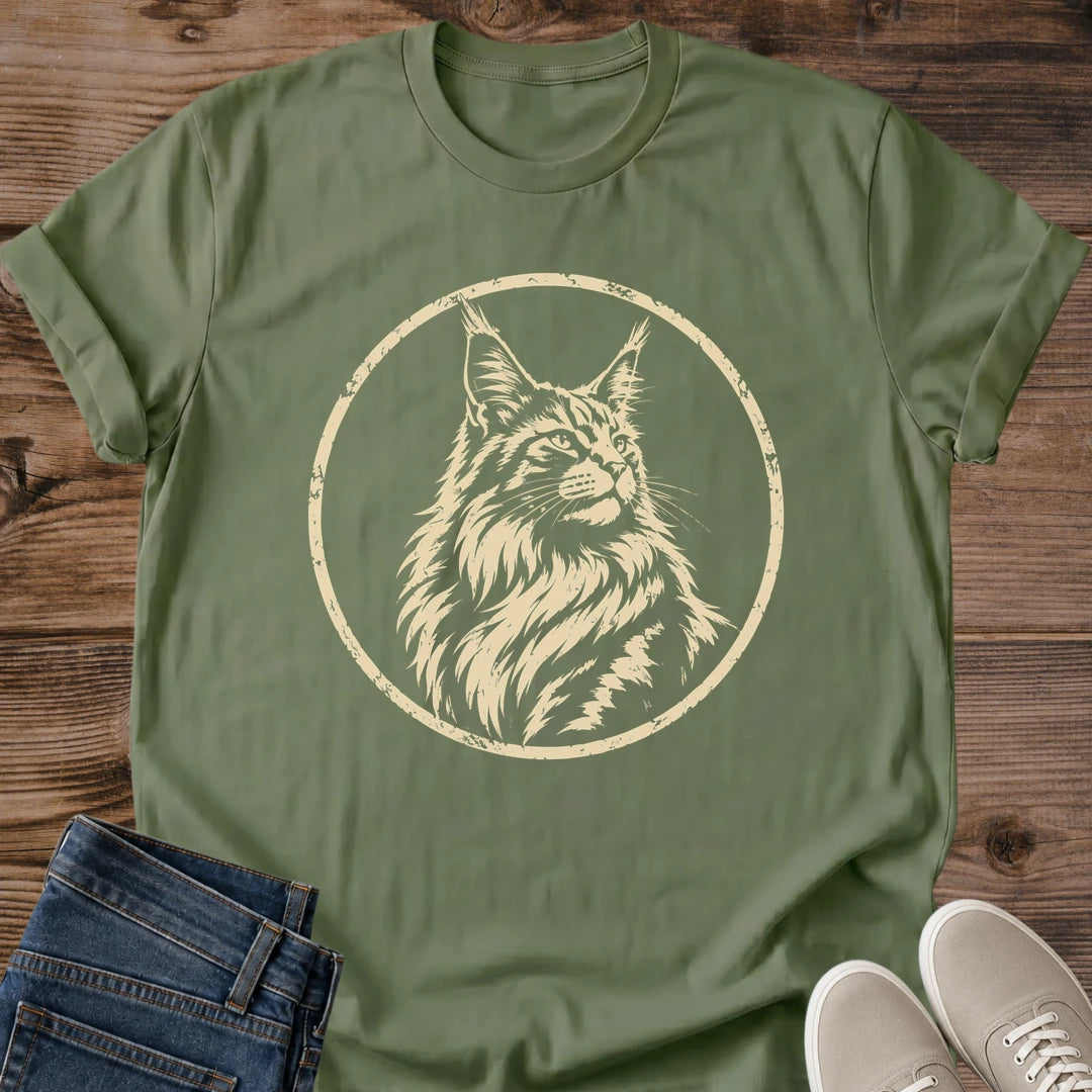 Cat Lover Gift Vintage Maine Coon Tee Wildlife Portrait Design Soft Cotton Graphic Shirt Forest Animal Theme Apparel Nature Inspired Fashion Casual Everyday Wear Comfortable Fit Design Distressed Vintage Aesthetic Wild Cat Portrait Print Woodland