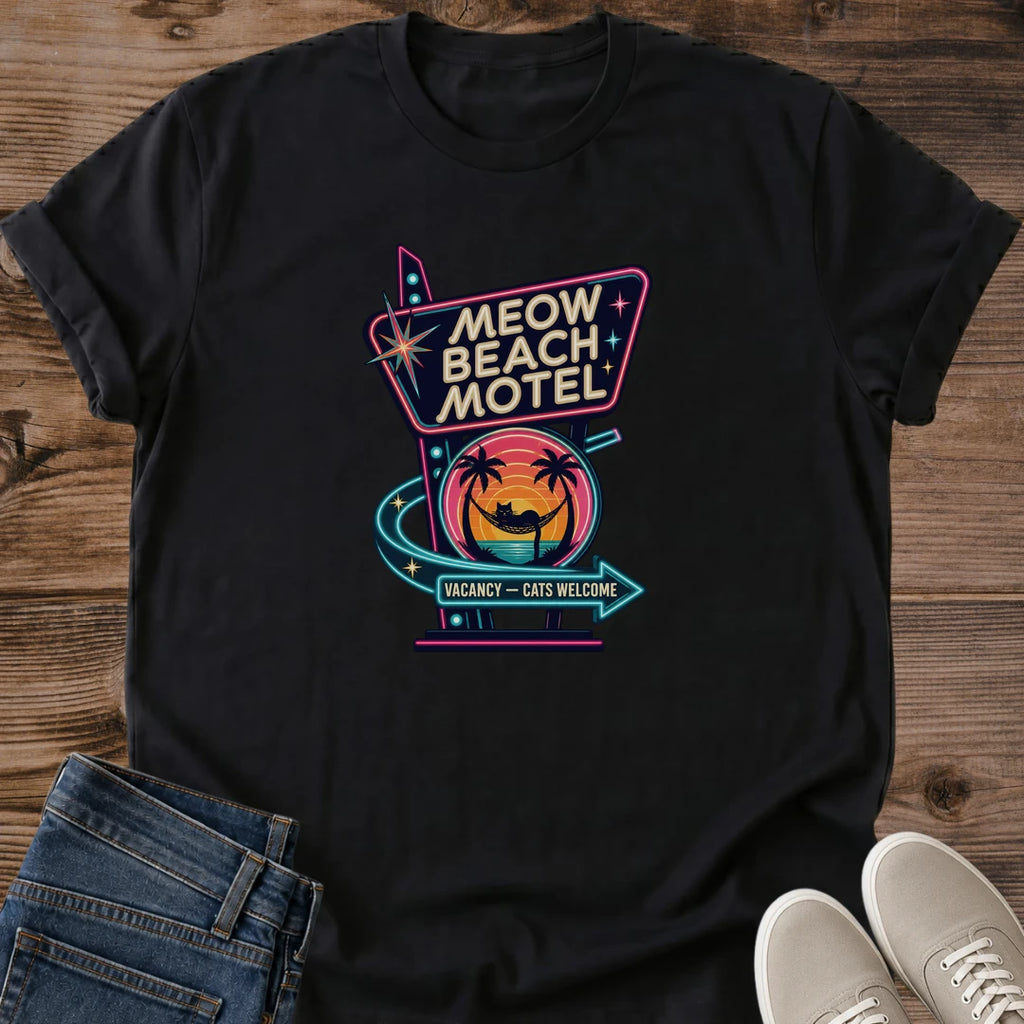 Casual Cotton Tee Retro Cat Design Vintage Beach Motel Graphic Summer Vacation Shirt Soft Lightweight Fabric Nostalgic Sunset Colors Palm Silhouette Design Cat Lover Fashion Gift Everyday Wear Comfort Breathable Material Beach Boardwalk