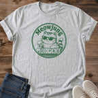 Soft Cotton Tee Cat Graphic Design Vintage Sunglasses Style Retro Circular Badge Comfortable Casual Shirt Breathable Lightweight Fabric Relaxed Everyday Wear Playful Cool Design Cute Cheeky Vibe Perfect Cat Lover Gift City Casual Outfit