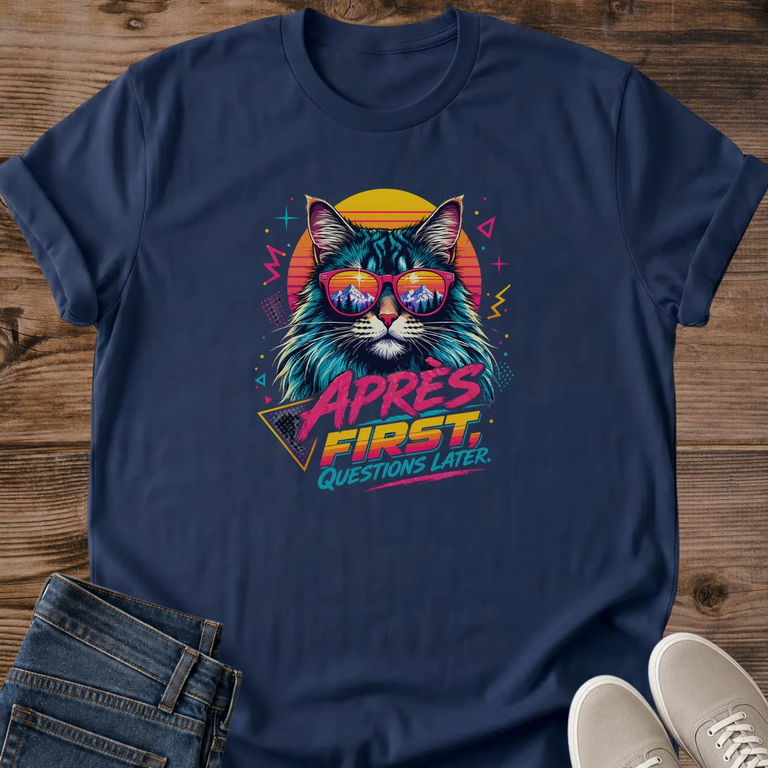 80s Graphic Tee Retro Neon Cat Design Vintage Style Shirt Black Crewneck Fashion Synthwave Vaporwave Aesthetic Bold Sunset Colors Pink Turquoise Yellow Cat Portrait Sunglasses Design Music Lover Gift Casual Streetwear Outfit Lightweight
